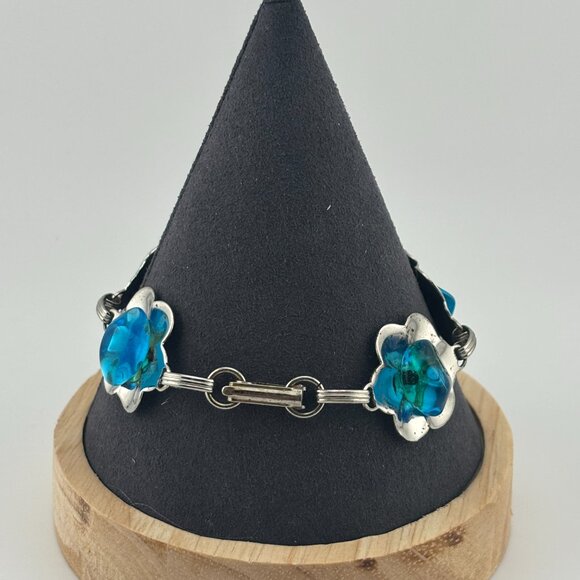 Vintage Silver & Aquamarine Toned Flower Bracelet - Picture 2 of 6